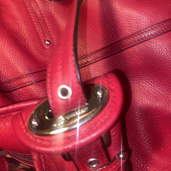 B. Makowsky cranberry red Shoulder bag! EUC! - Picture 14 of 16